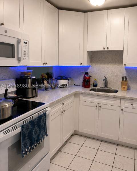 110 Royal Palm Rd 208, Hialeah Gardens FL - photo 7 of 15