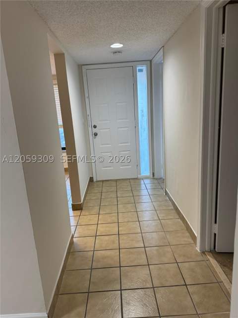 16498 NE 26th Ave 12, North Miami Beach FL - photo 11 of 25