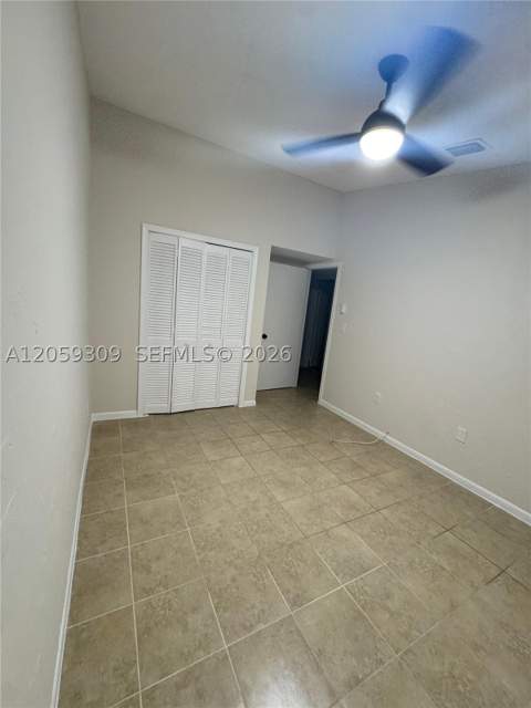 16498 NE 26th Ave 12, North Miami Beach FL - photo 21 of 25