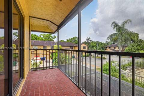 1130 NE 210th Ter, Miami FL - photo 21 of 39