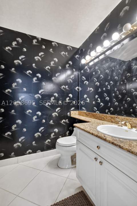 1130 NE 210th Ter, Miami FL - photo 8 of 39