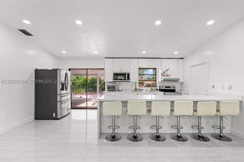 364 NW 17th Ct, Homestead FL - photo 11 of 26
