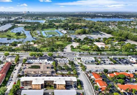 3855 SW 79th Ave 27, Miami FL - photo 6 of 12