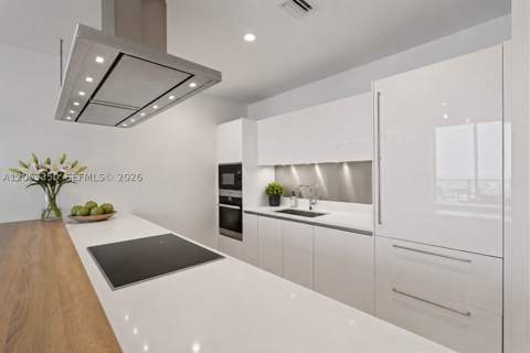 1000 Brickell Ph6106, Miami FL - photo 13 of 81