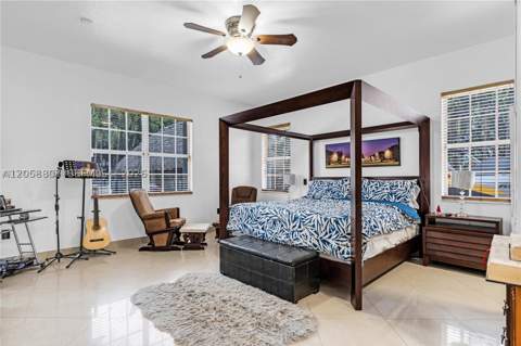 12969 SW 220th Ter, Miami FL - photo 15 of 49