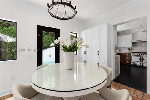4430 Alton Rd, Miami Beach FL - photo 17 of 58