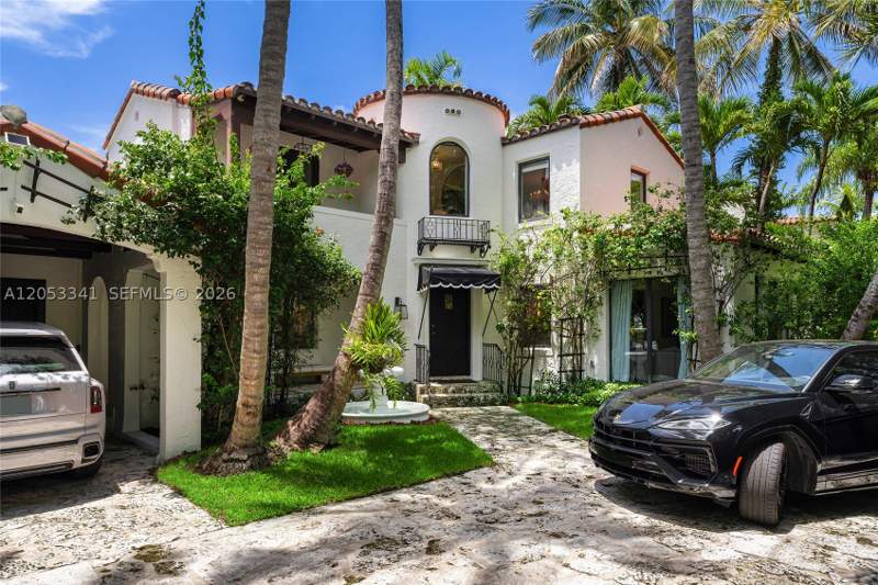 5 bedroom SingleFamilyResidence at 4430 Alton Rd, Nautilus Sub, Miami Beach — photo 2