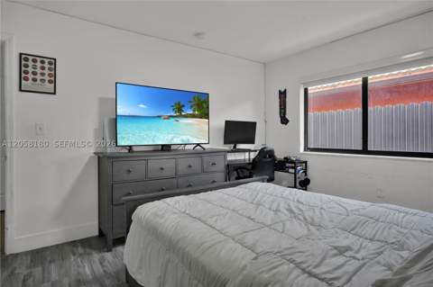 20464 NW 19th Ave, Miami Gardens FL - photo 23 of 35