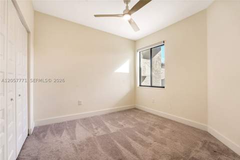 4733 NW 83rd Pkwy, Doral FL - photo 16 of 43