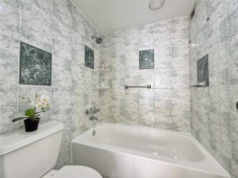 1351 NE Miami Gardens Dr 1215E, Miami FL - photo 20 of 28