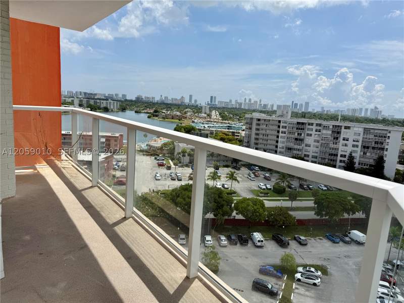 2 bedroom Condominium at 1351 NE Miami Gardens Dr 1215E, Buckley Towers Condo - Ea, Miami — photo 4