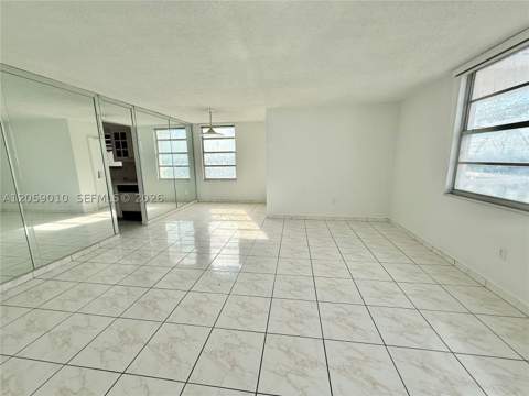 1351 NE Miami Gardens Dr 1215E, Miami FL - photo 8 of 28