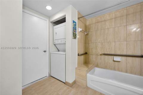 1750 N Bayshore Dr 3310, Miami FL - photo 18 of 41
