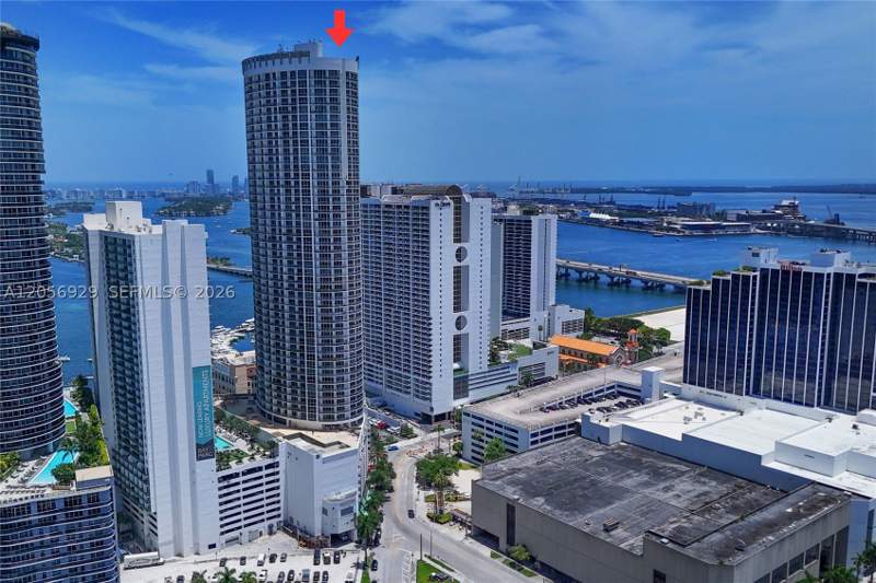 1 bedroom Condominium at 1750 N Bayshore Dr 3310, Opera Tower Condo, Miami — photo 2
