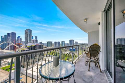 1750 N Bayshore Dr 3310, Miami FL - photo 21 of 41