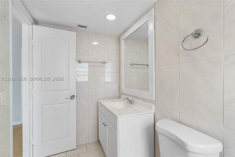7620 Carlyle Ave 206, Miami Beach FL - photo 18 of 30