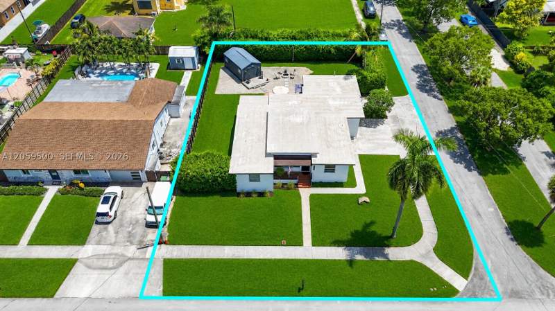3 bedroom SingleFamilyResidence at 112 NE 17th St, Downer Palms Div No 1, Homestead — photo 4