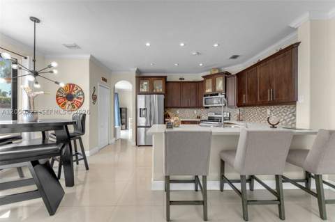15454 SW 41st Ter, Miami FL - photo 8 of 48