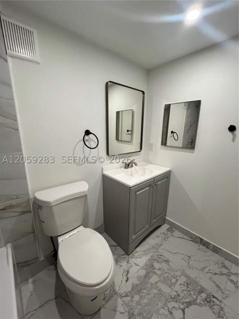 8625 NW 8th St 213, Miami FL - photo 10 of 17