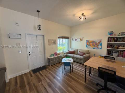 2362 SE 19th Ct, Homestead FL - photo 9 of 44