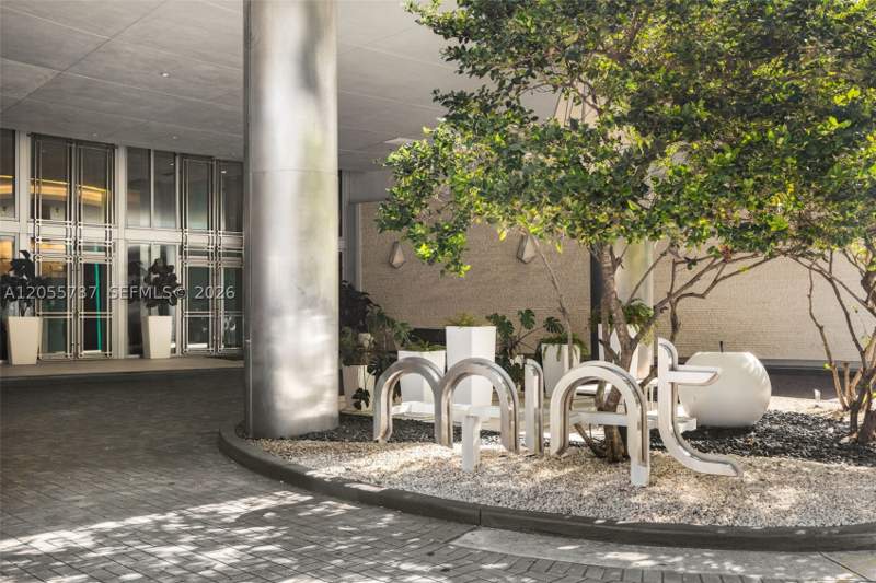 3 bedroom Condominium at 92 SW 3rd St 3901, Mint Condo, Miami — photo 2