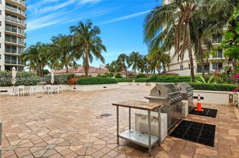 19900 E Country Club Dr 310, Aventura FL - photo 11 of 18