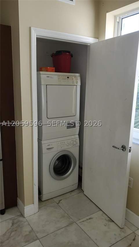 19900 E Country Club Dr 310, Aventura FL - photo 14 of 18