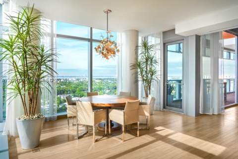 2901 Collins Ave 1602, Miami Beach FL - photo 9 of 31