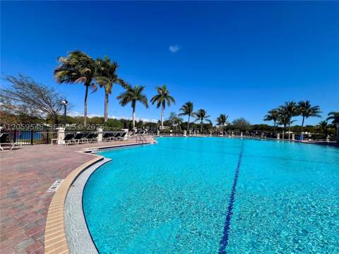 22301 SW 88th Pl 304-3, Cutler Bay FL - photo 23 of 29