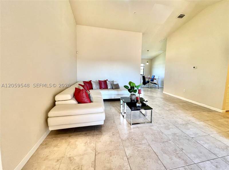 3 bedroom Condominium at 22301 SW 88th Pl 304-3, The Courts At Bayshore II, Cutler Bay — photo 3