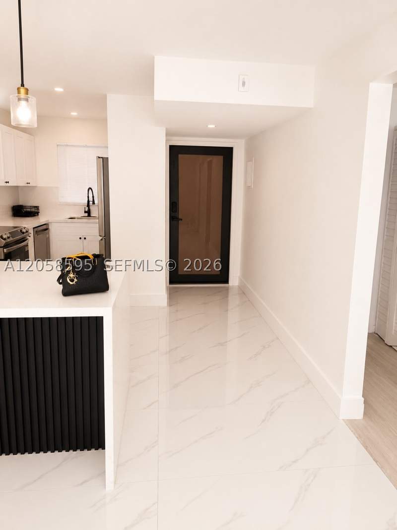 2 bedroom Condominium at 10851 SW 2nd St K105, West Flagler Heritage No, Sweetwater — photo 4
