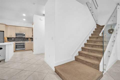 3575 W 97th St, Hialeah FL - photo 16 of 66