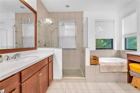 3575 W 97th St, Hialeah FL - photo 19 of 66