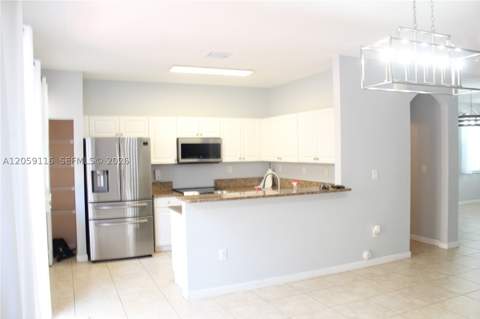 12989 SW 135th Ter, Miami FL - photo 8 of 33