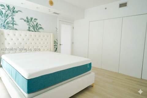 325 S Biscayne Blvd 3314, Miami FL - photo 12 of 32