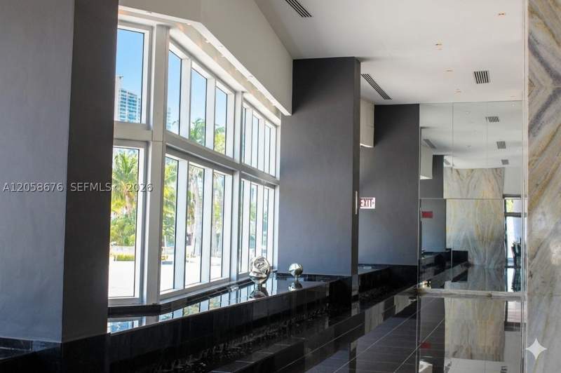 2 bedroom Condominium at 325 S Biscayne Blvd 3314, One Miami West Condo, Miami — photo 2