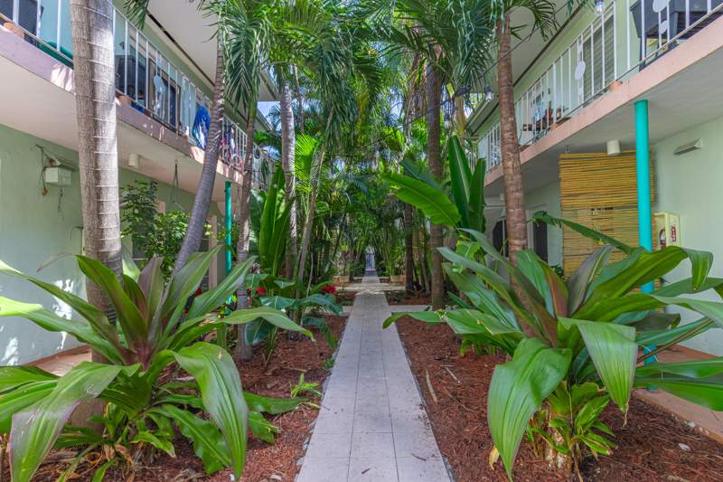 1 bedroom Condominium at 1117 Meridian Avenue 7-1117, Park Square Condo, Miami Beach — photo 2
