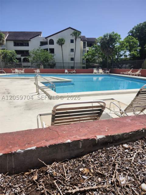 8810 SW 123rd Ct M103, Miami FL - photo 17 of 19