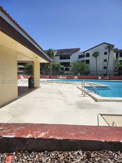 8810 SW 123rd Ct M103, Miami FL - photo 18 of 19
