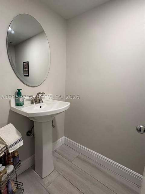 7620 Carlyle Ave 502, Miami Beach FL - photo 7 of 12