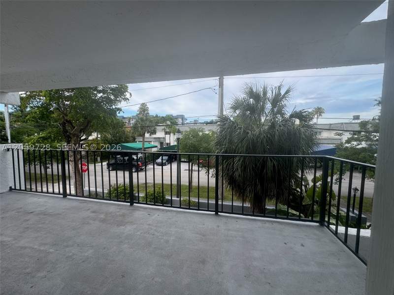 2 bedroom Condominium at 16508 NE 26th Ave 201, Pine Tower Condo, North Miami Beach — photo 4