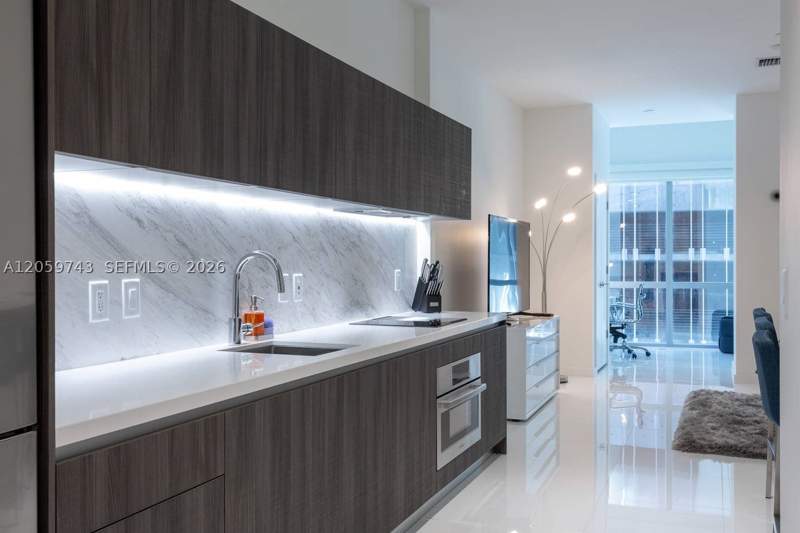 0 bedroom Condominium at 851 NE 1st Ave 503, Paramount Miami Worldcent, Miami — photo 3