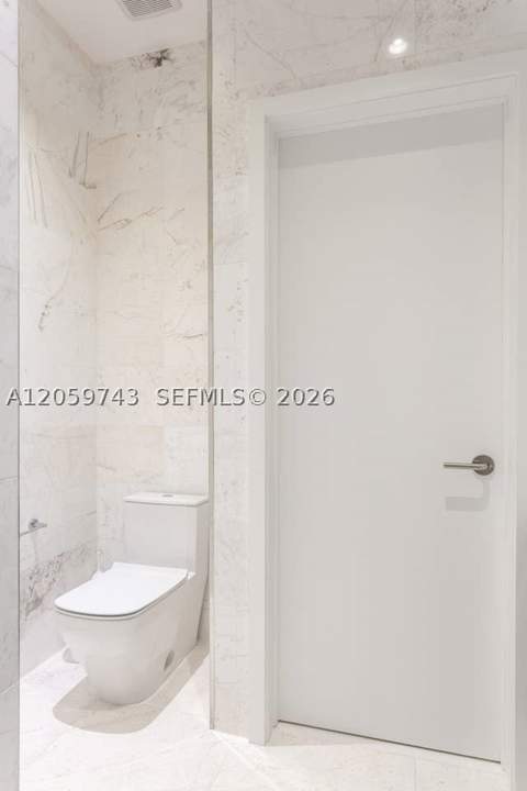 851 NE 1st Ave 503, Miami FL - photo 9 of 68