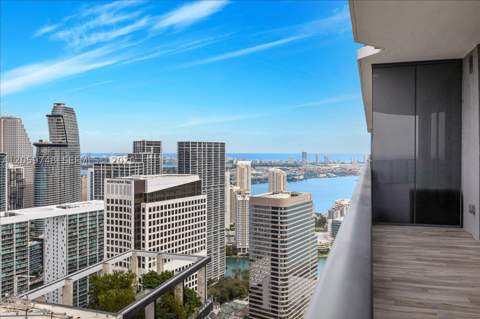 801 S Miami Ave 5509, Miami FL - photo 12 of 37