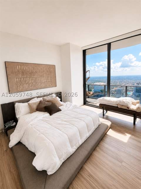 801 S Miami Ave 5509, Miami FL - photo 14 of 37