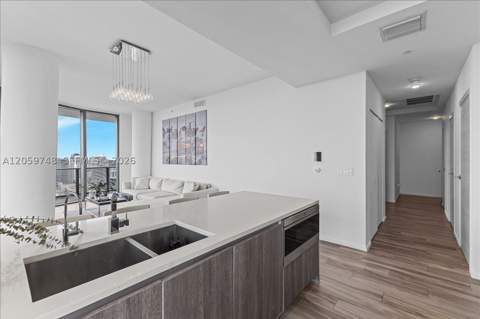 801 S Miami Ave 5509, Miami FL - photo 15 of 37