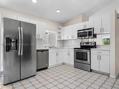 15491 SW 153rd St, Miami FL - photo 15 of 51