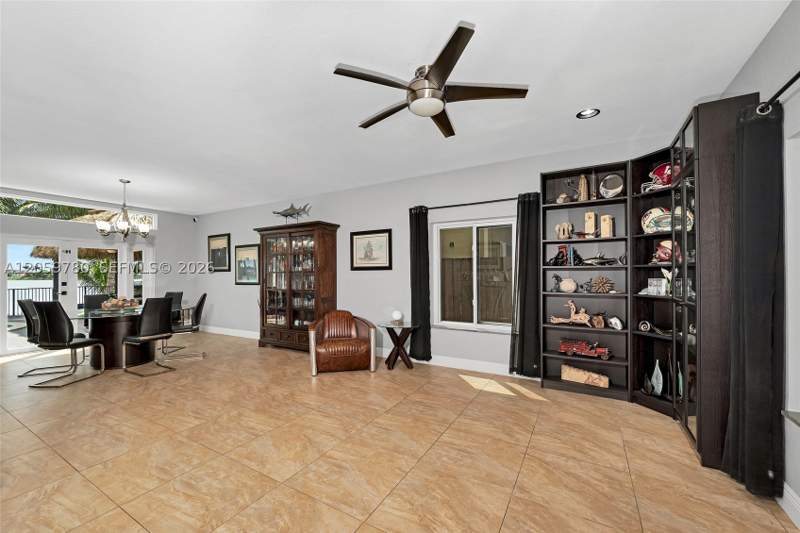 4 bedroom SingleFamilyResidence at 12949 SW 140 Street Rd, Twin Lake Shores Central, Miami — photo 4