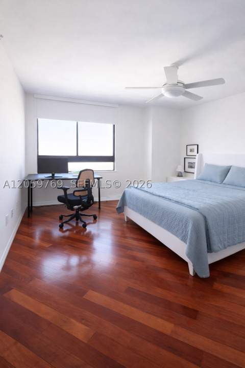 1330 West Ave 2601, Miami Beach FL - photo 13 of 38