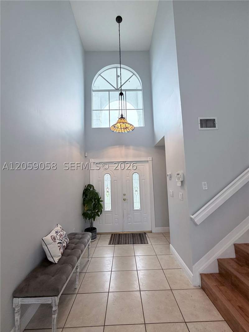 4 bedroom SingleFamilyResidence at 15253 SW 138th Ter, Christina Estates, Miami — photo 2